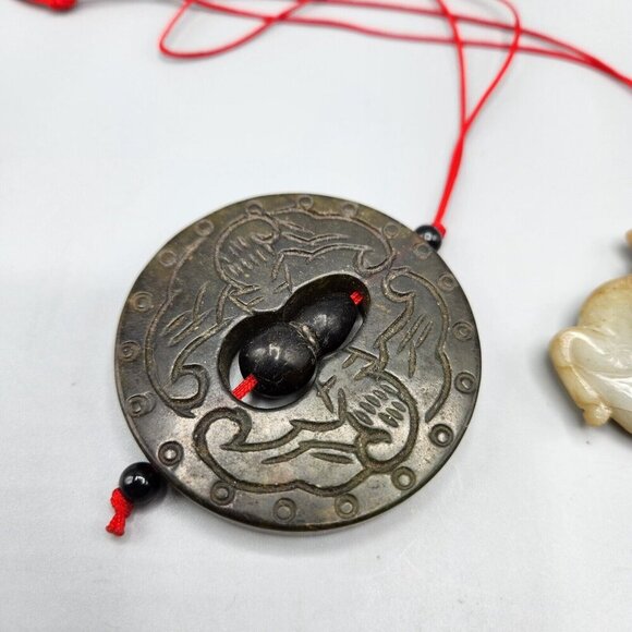 Jade Pendant Amulet Chinese Symbol Lot of 2 Deer Carved Stone Vtg 1980s - Picture 5 of 10